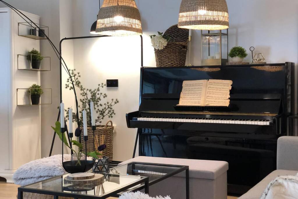 Апартаменти Viv Central Apart-Studio Бистриця Екстер'єр фото