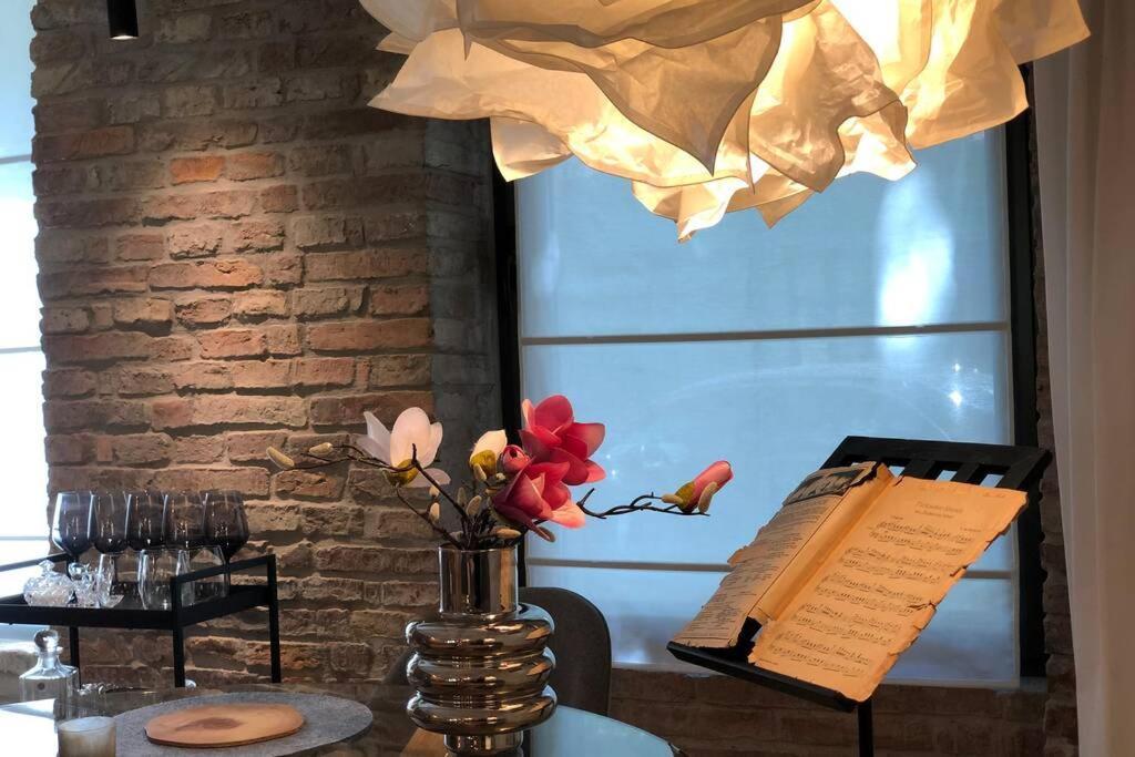 Апартаменти Viv Central Apart-Studio Бистриця Екстер'єр фото